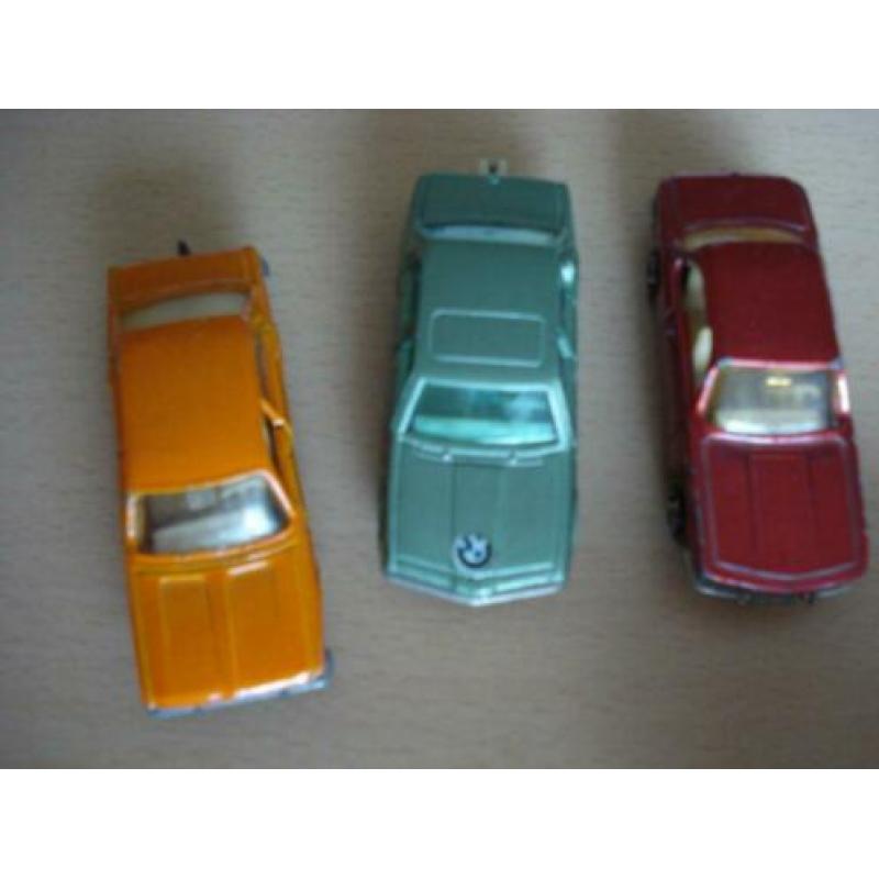 3 Majorette modelauto's BMW, Chrysler