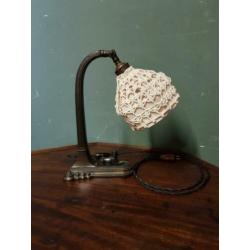 Antiek Art Deco Bureaulampje. €65,-.