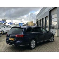 Volkswagen Passat Variant 1.8 TSI Highline | Stoelverwarming