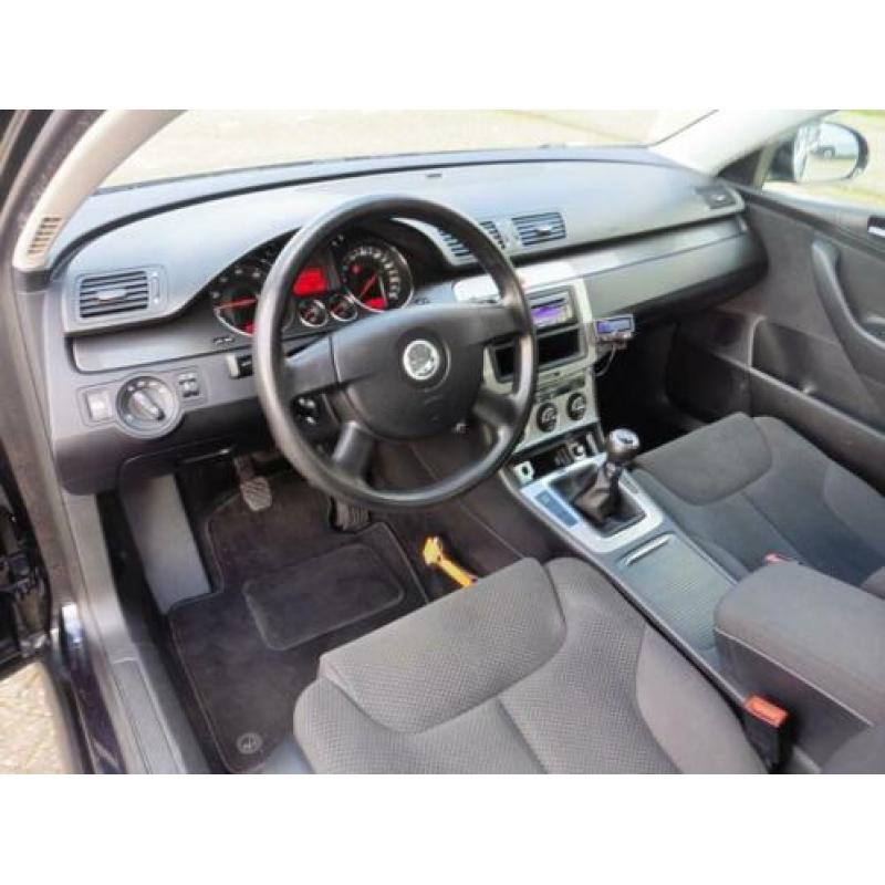 Volkswagen Passat Variant 2.0 FSI Comfortline