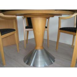 ronde/ovale tafel met 5 stoelen