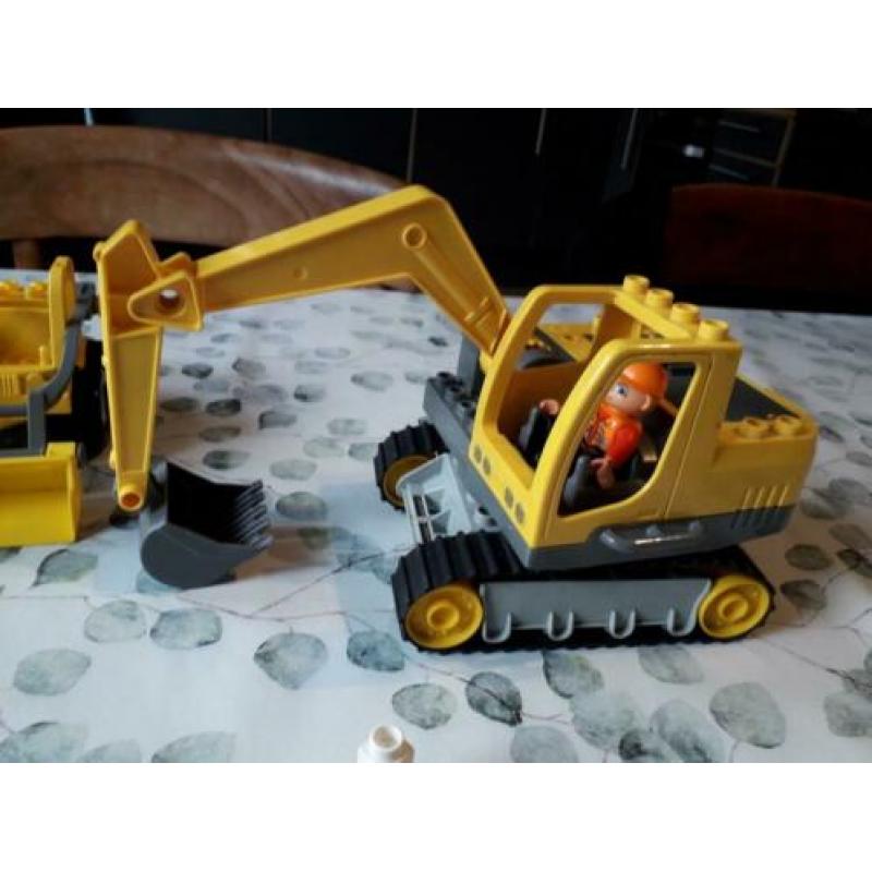 Duplo graafmachine + bulldozers 5650