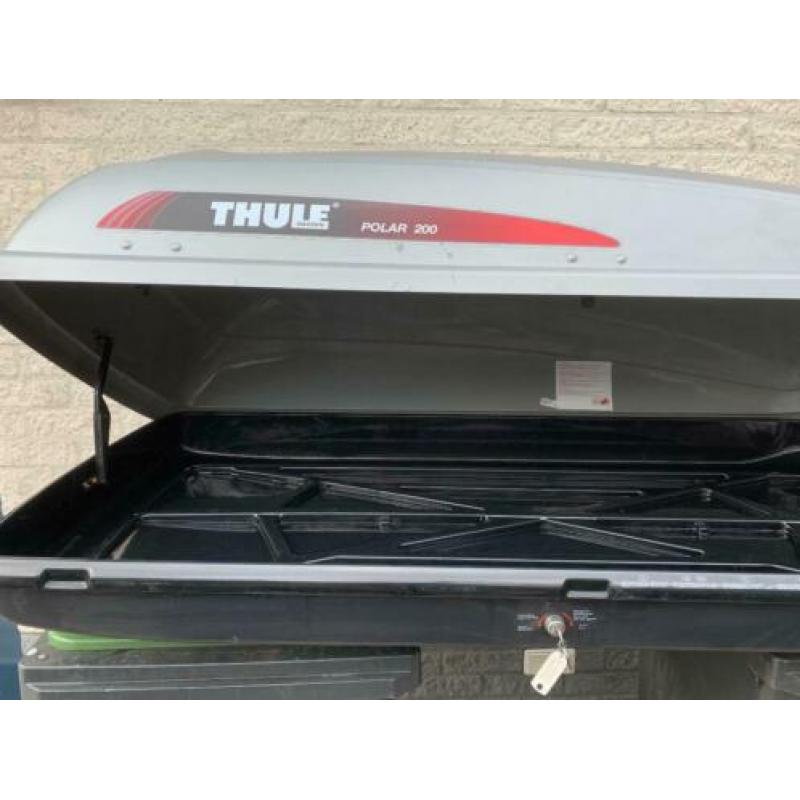 Thule Polar200 dakkoffer/Volvo dakdrager/Automax fietsdrager