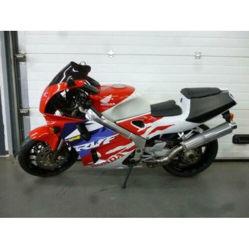 Honda RVF 400 (bj 1997)