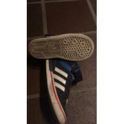 Adidas schoenen maat 25