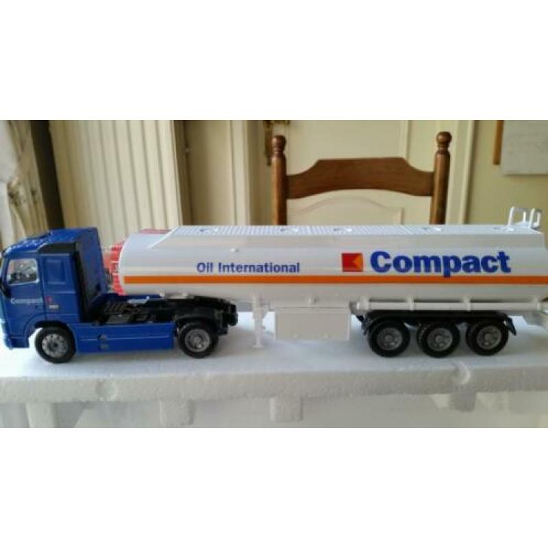 Joal Volvo FH12-420 Tanker 1/50