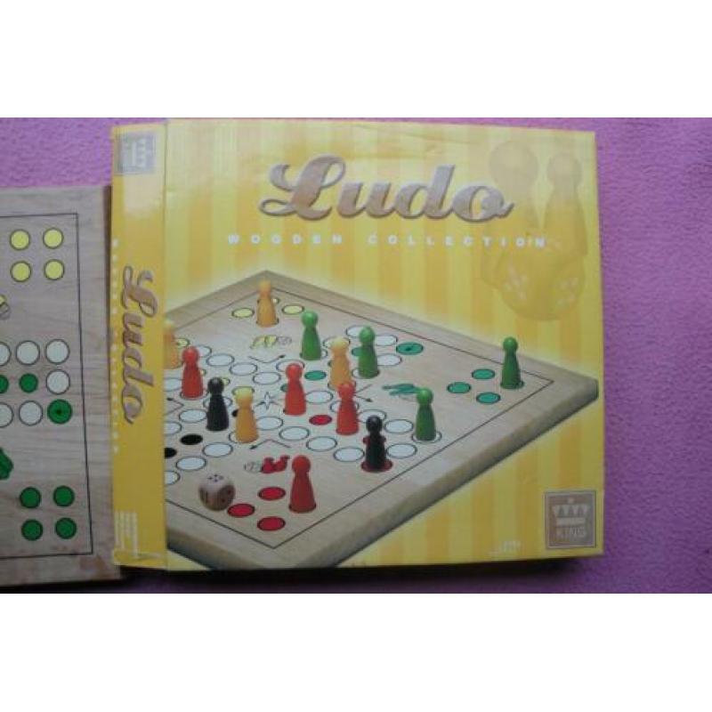 BORDSPEL LUDO WOODEN COLLECTION VAN KING 2tot4sp. 3.95euro.