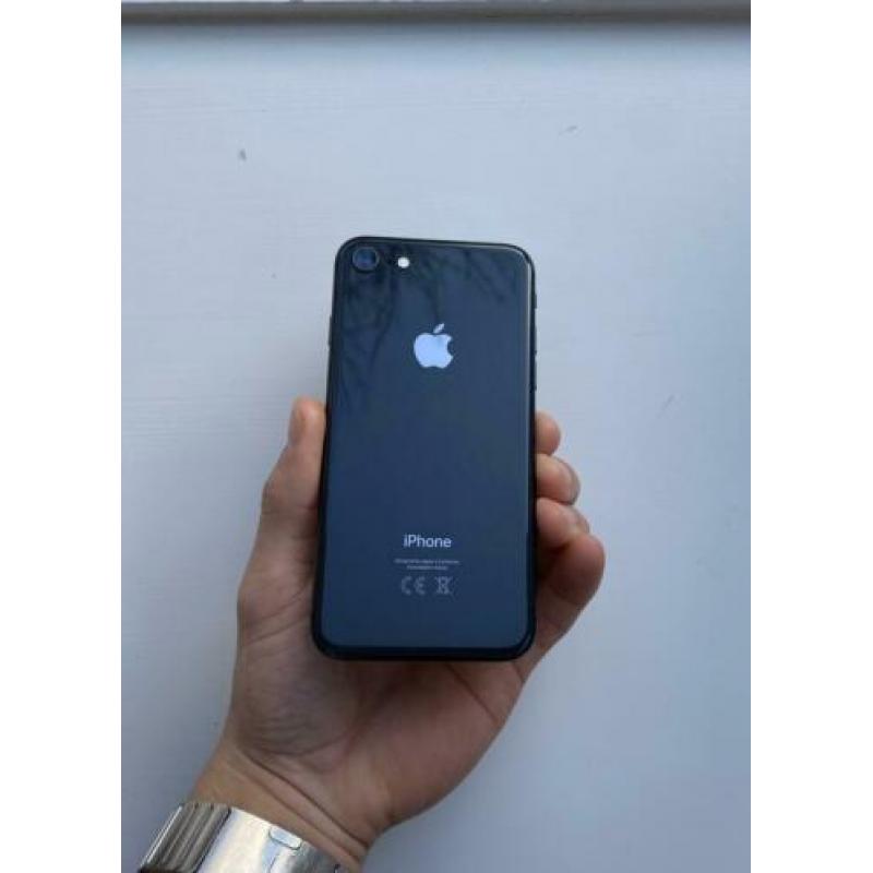 iPhone 8 64GB zo goed al nieuw