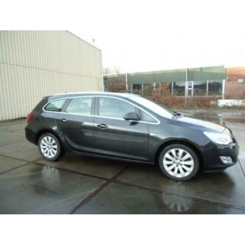 Opel ASTRA ASTRA SPORTS TOURER