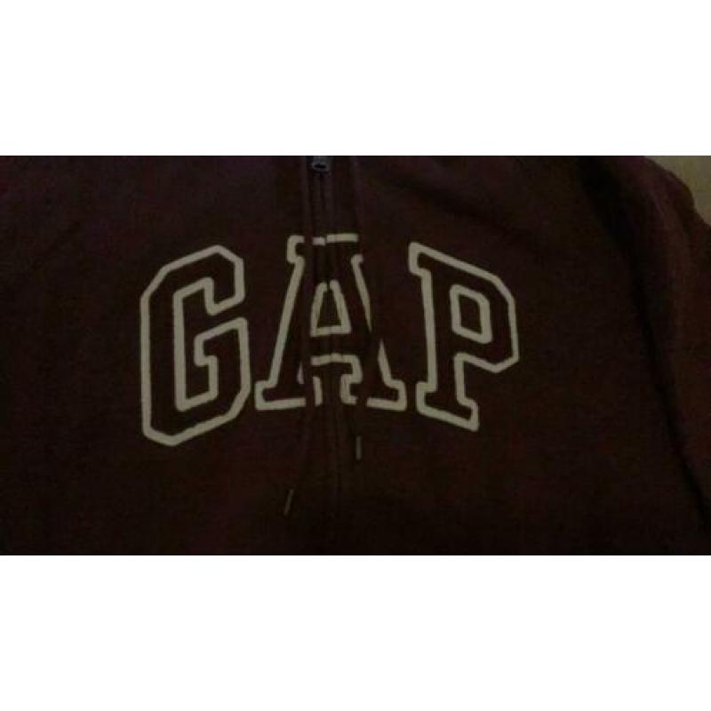 GAP trui in donkerrood, maat S