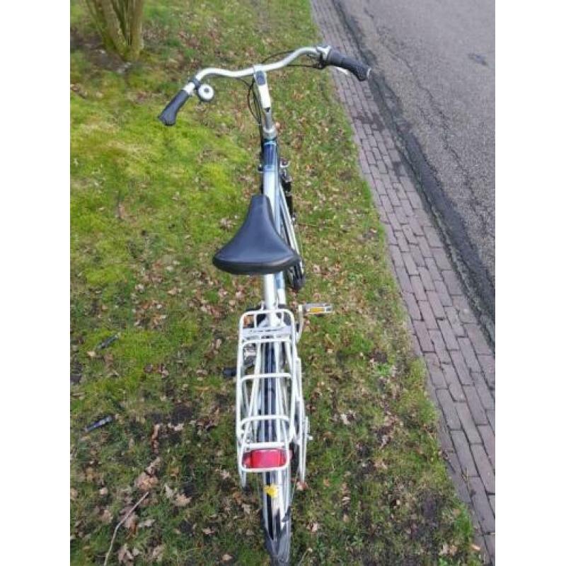 mooie herenfiets altra 8 versnellingen hoog model