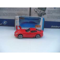 Bburago 1/43 Dodge Viper SRT GTS Rood