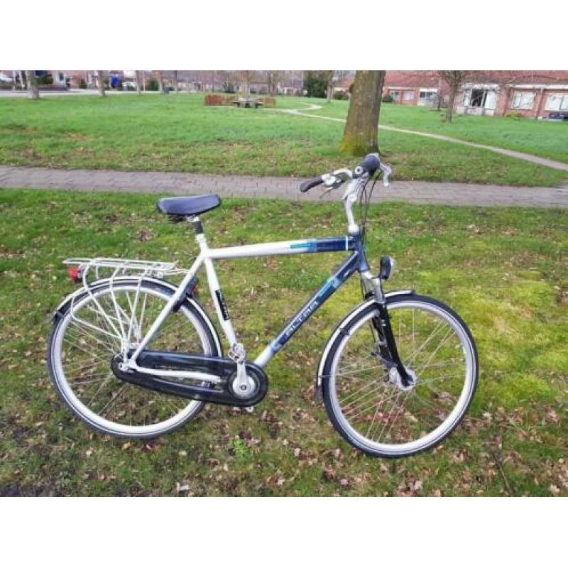 mooie herenfiets altra 8 versnellingen hoog model