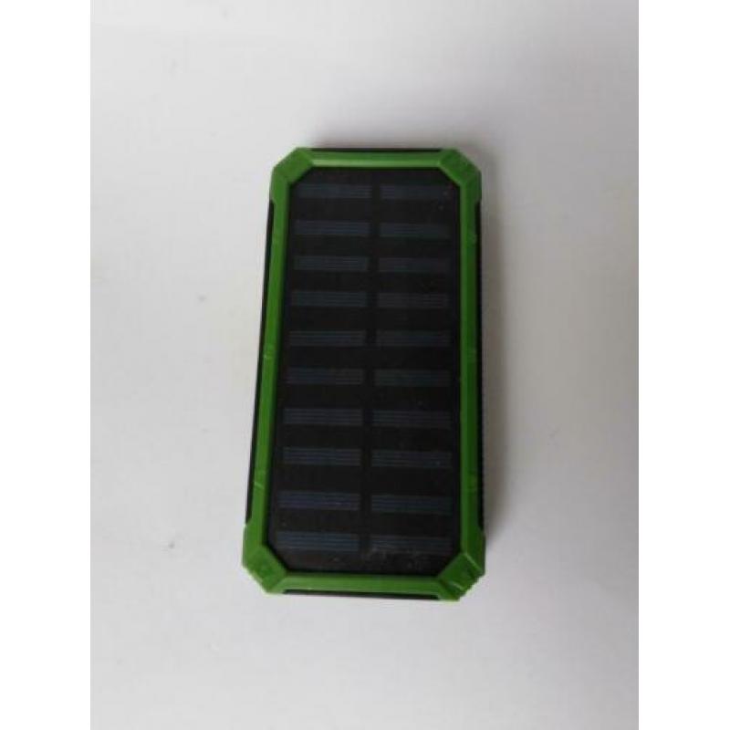 PowerBank met zonnepanelen