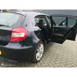 BMW 1-serie 120i High Executive NAP Airco Leer Bekleding