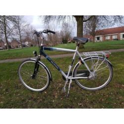 mooie herenfiets altra 8 versnellingen hoog model