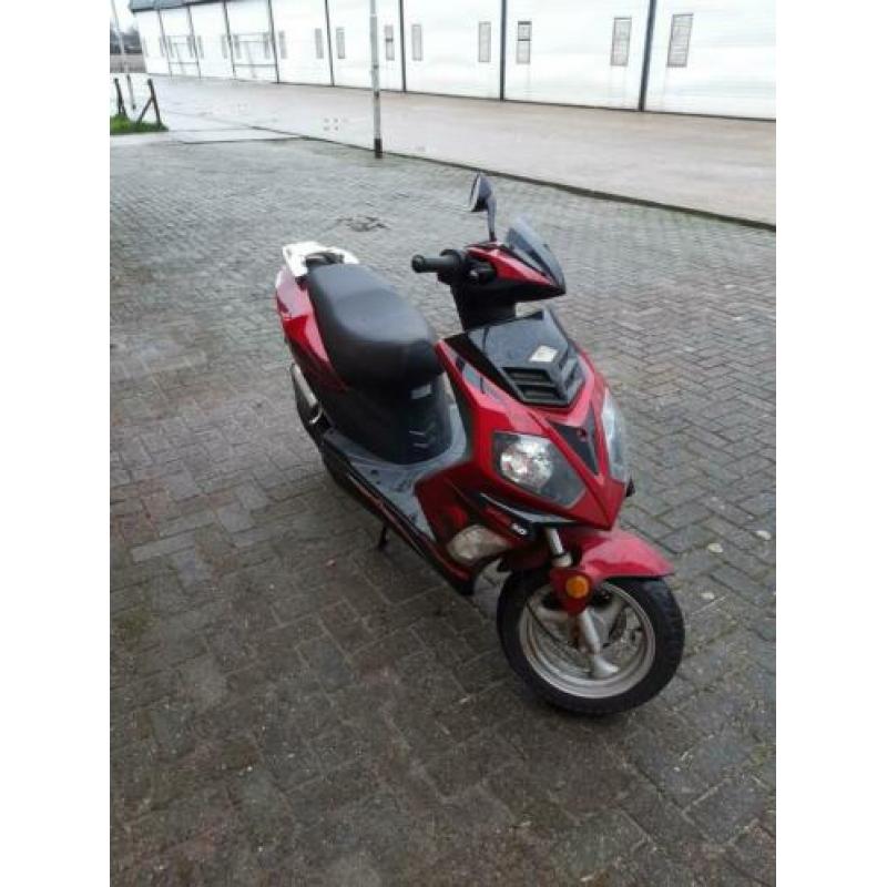 Baotian bromscooter