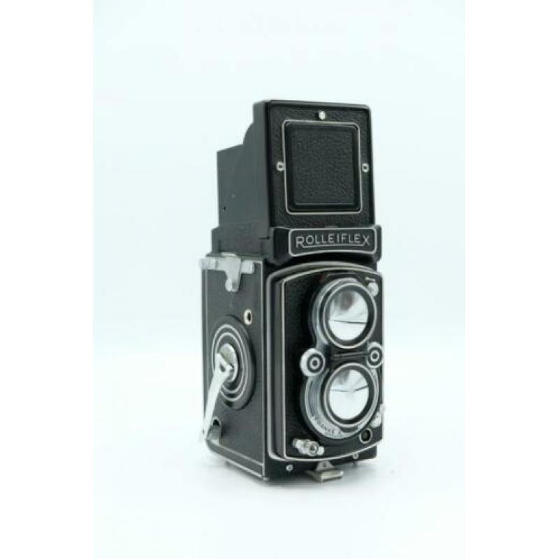 Rolleiflex 3.5 TLR camera - Tessar lens