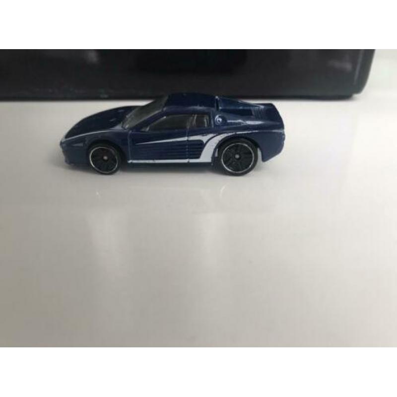 Ferrari F512M van Hotwheels