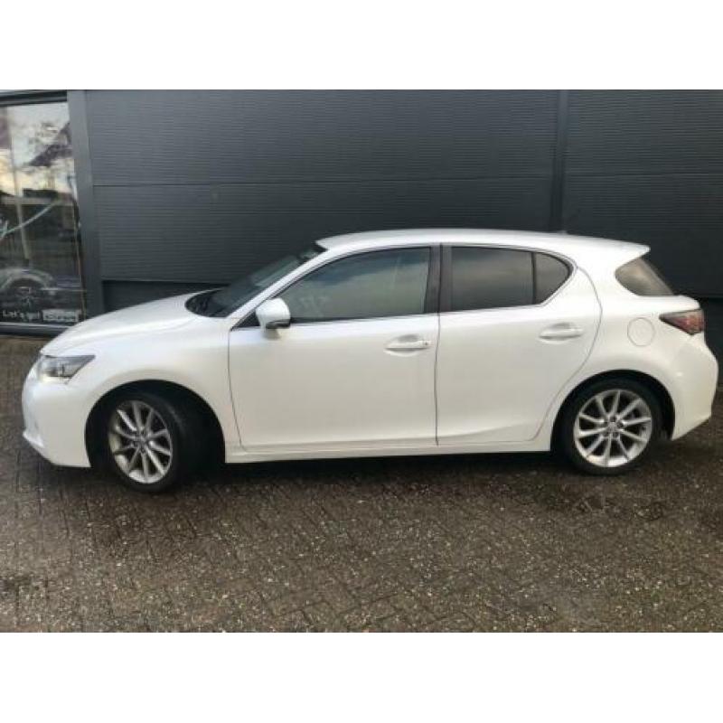 Lexus CT 200h Hybrid | Trekhaak | Parkeersensoren | LM Velge