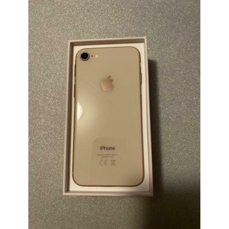 IPhone 8 64gb goud zo goed als nieuw