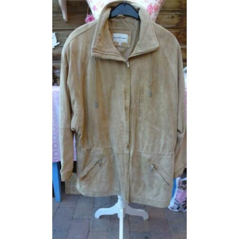 Mooie Beige Vintage Suede Dames Jas Vroom en Dreesman Mt 40