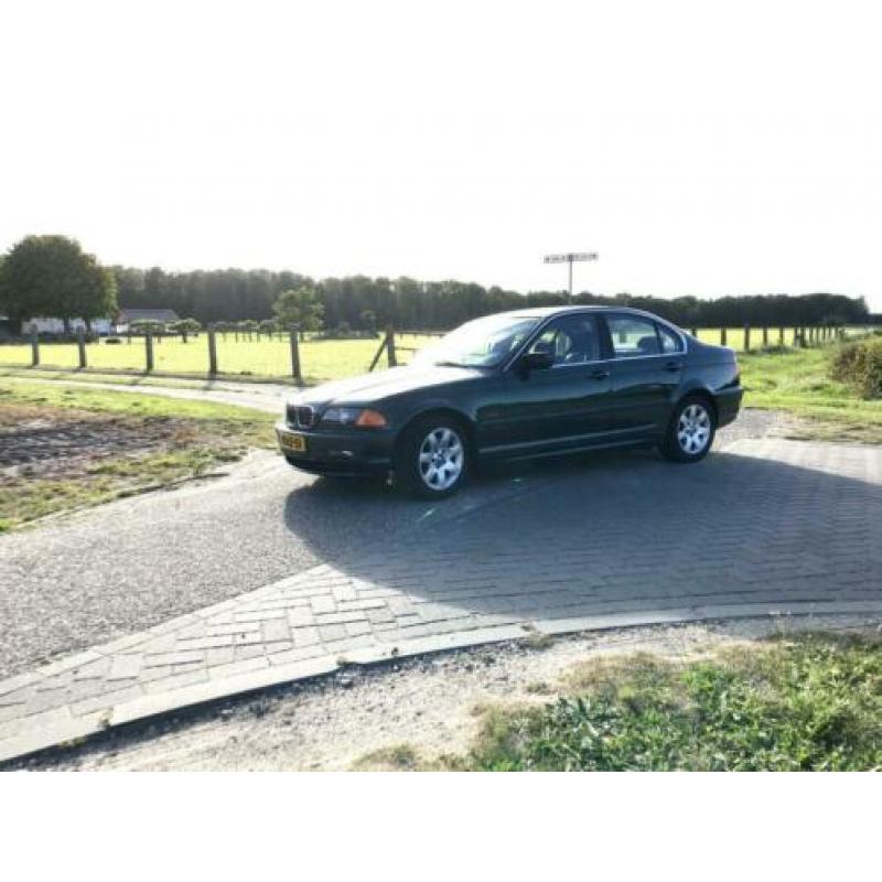 Nette onderhouden e46 sedan uit 1998.