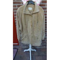 Mooie Beige Vintage Suede Dames Jas Vroom en Dreesman Mt 40