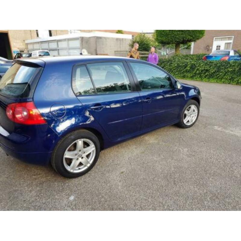 Volkswagen Golf 1.6 2005 Benzine