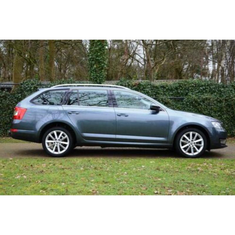 Skoda Octavia Combi 1.6 TDI Elegance Businessline Xenon/Pdc/