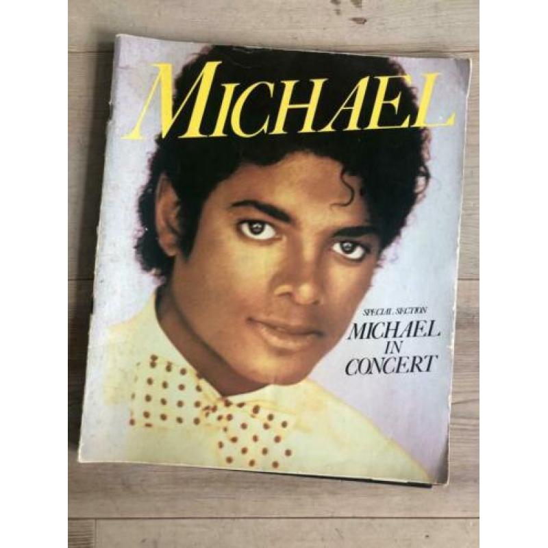 Michael Jackson Collectors Items 9 Tijdschriften 1 Boek