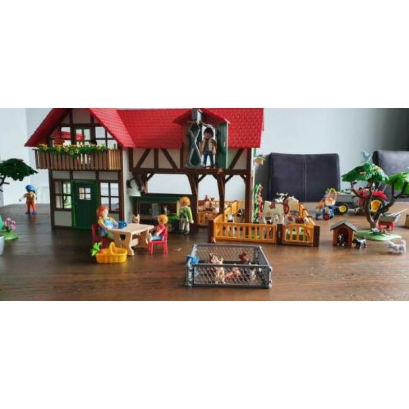 Playmobil boerderij met veel extra sets