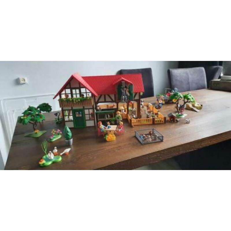 Playmobil boerderij met veel extra sets