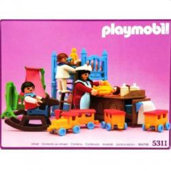 PLAYMOBIL 5300 ROSA SERIE set 5311 De kinderkamer