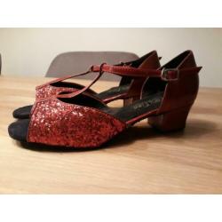 Dansschoenen rood glitters maat 38