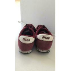 Sneakers bordeaux rood 38