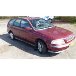 Volvo V40 1.8 1998 Rood