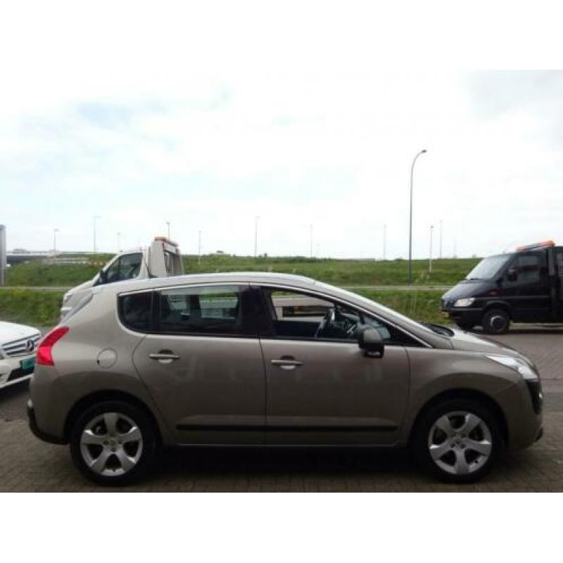 Peugeot 3008 1.6 THP 155PK NAVI PANO-DAK TREKHAAK ECC-AIRCO