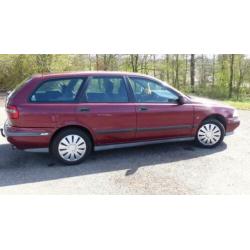 Volvo V40 1.8 1998 Rood