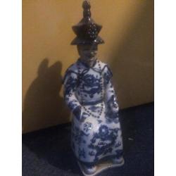 Oud Chinees porselein beeld 32cm