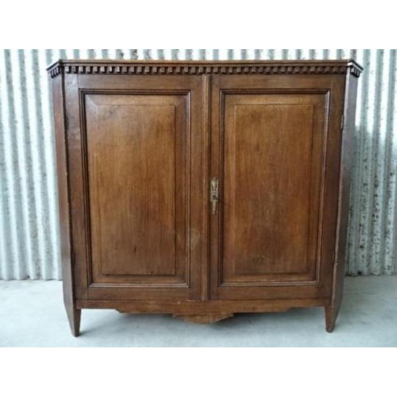 Commode, penant, kastje, linnenkast, kabinet, secretaire,