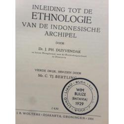 Inleiding tot de Ethnologie van de Indonesische Archipel.