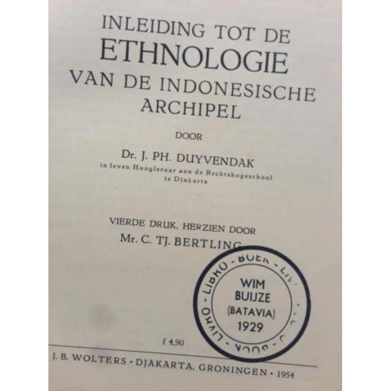 Inleiding tot de Ethnologie van de Indonesische Archipel.