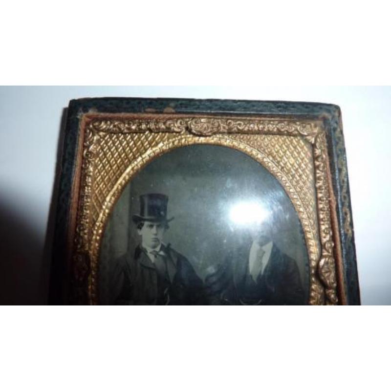 Ambrotype foto (op glas) met prachtig antiek lijstje 1876