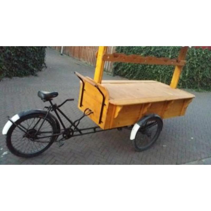 Antieke orginele haringkar haringfiets