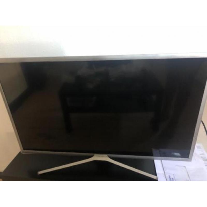 Full HD Samsung smart TV