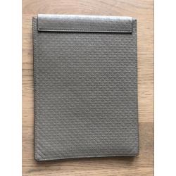 By Malene Birger Ipad leer/ leren cover hoes | kleur Taupe