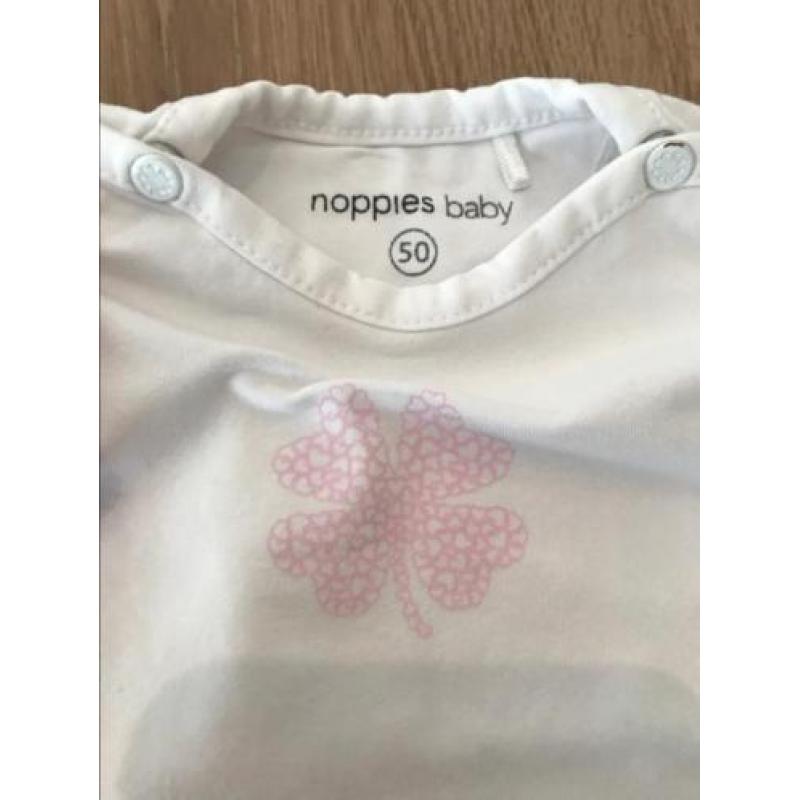 Newborn setje Noppies maat 50 jasje broekje shirtje roze wit