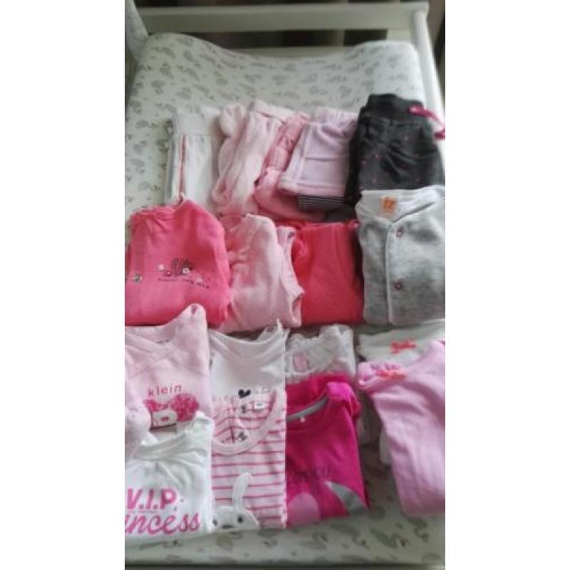 18-delige set babykleding (meisje), maat 50/56