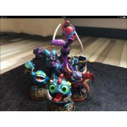 Ca. 50 Skylanders, Giants + Swap Force